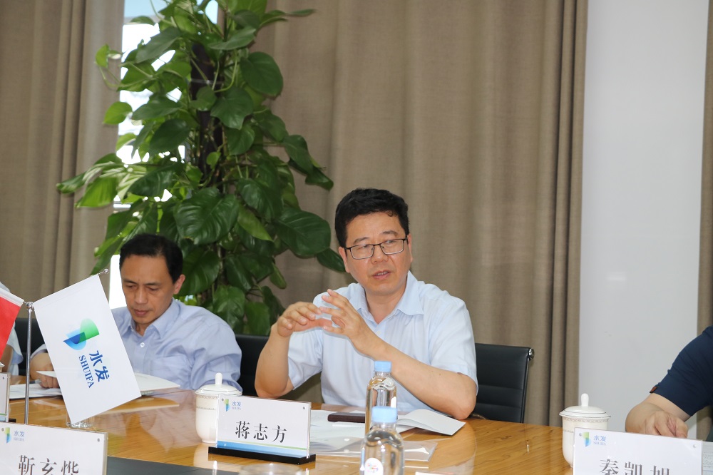 图一：山东大学软件学院博士生导师蒋志方对智慧化安全生产管理系统做点评.JPG