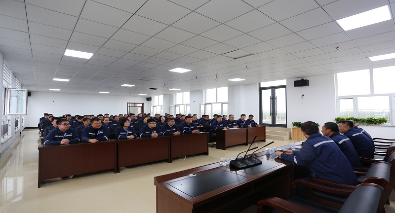 3【富华锦河】行而不辍 未来可期——富华锦河召开项目投产前动员大会 (2).JPG
